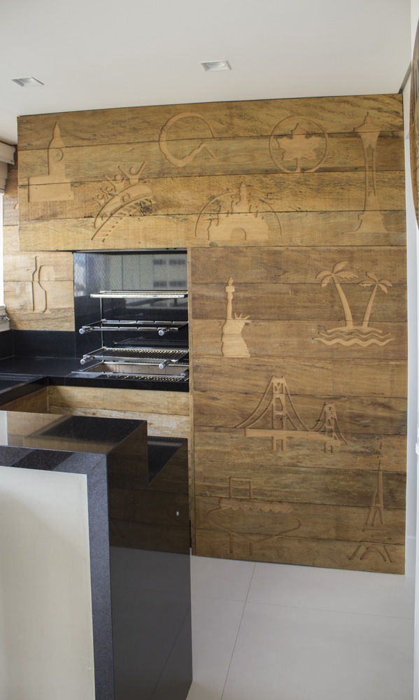 painel em madeira de demolição